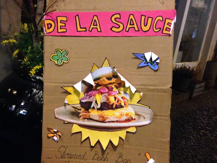 Sehr originelle Werbung für den Burger