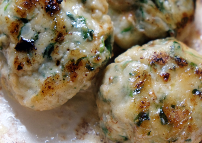 Knödel braun anbraten