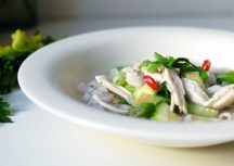 Sonntagsgericht: Schnelle Frühlingssuppe mit Hühnchen